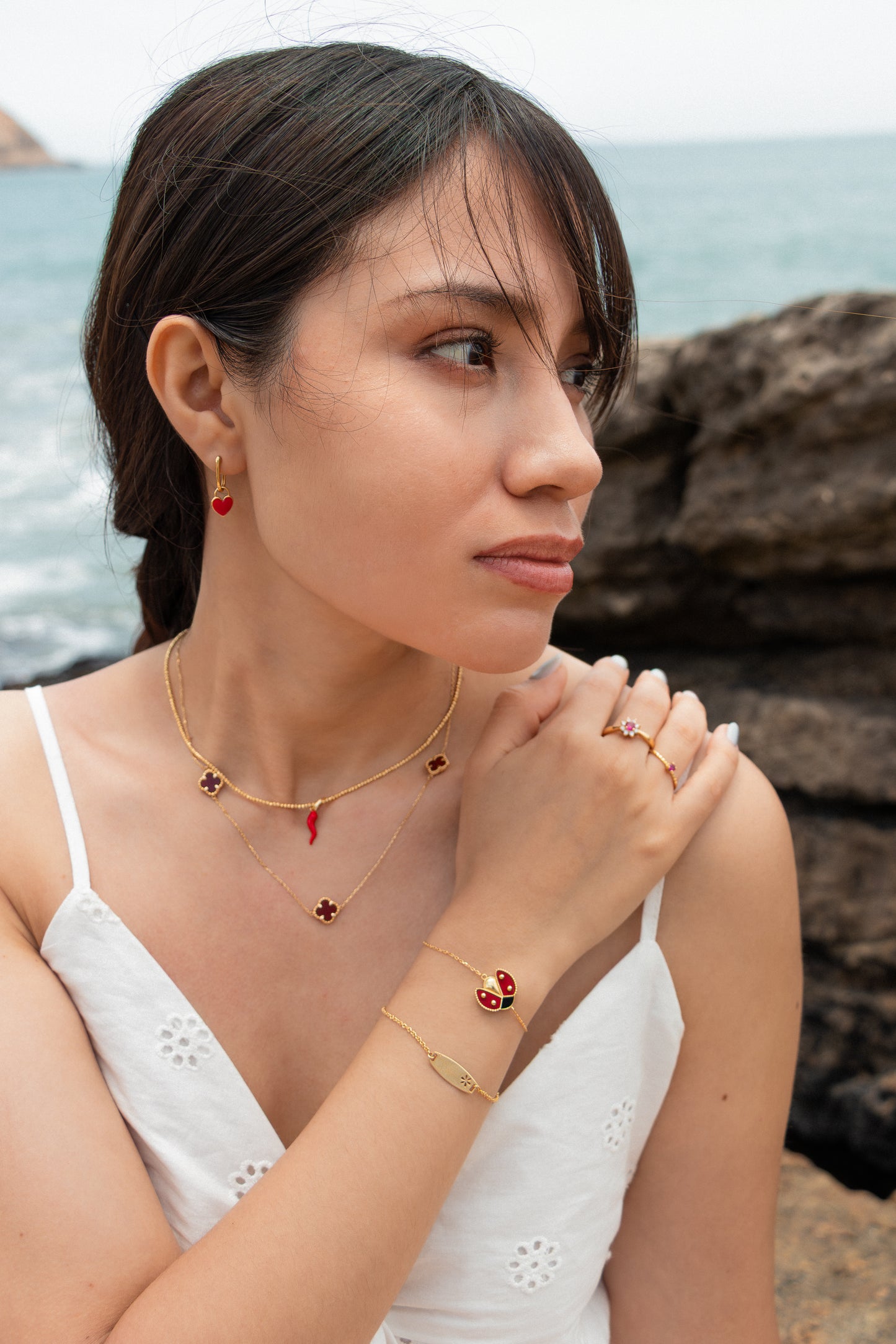 Aretes Amor Versátil de Oro 18k